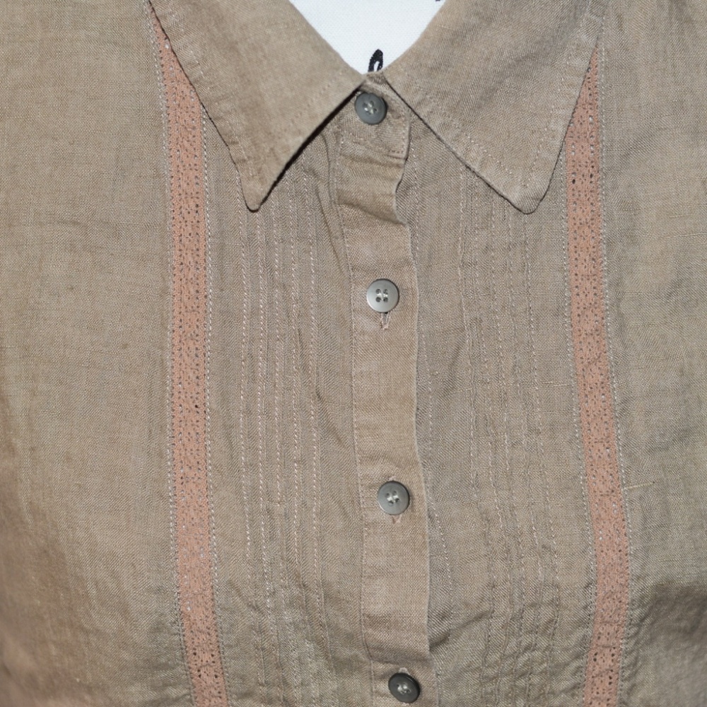 Button down Shirt - Picture 4 of 5